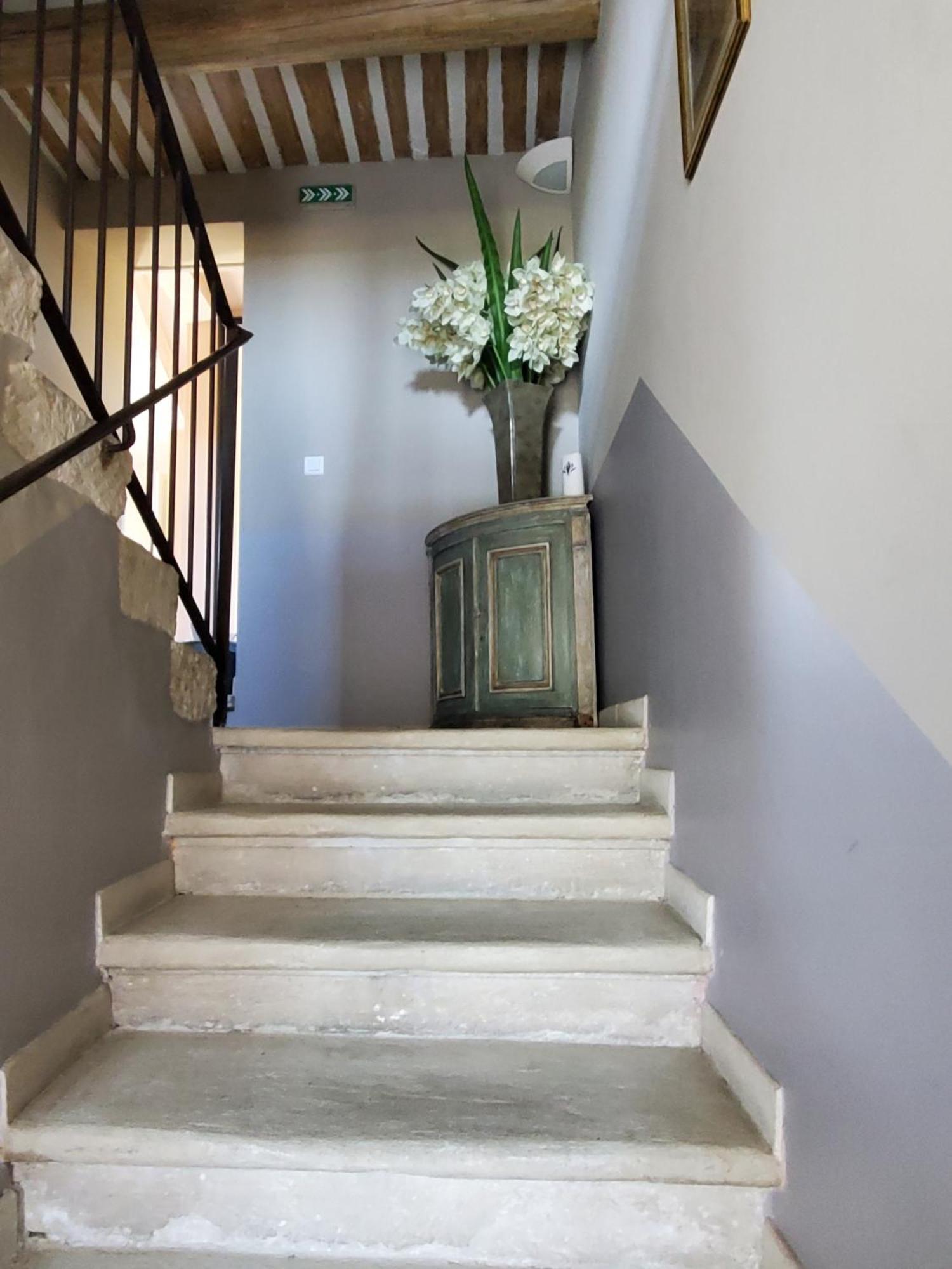 Chambres Du Vieux Bistrot Cabrières-dʼAvignon Esterno foto