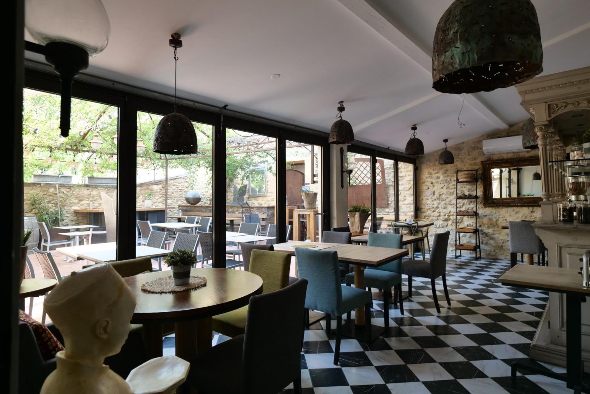 Chambres Du Vieux Bistrot Cabrières-dʼAvignon Esterno foto