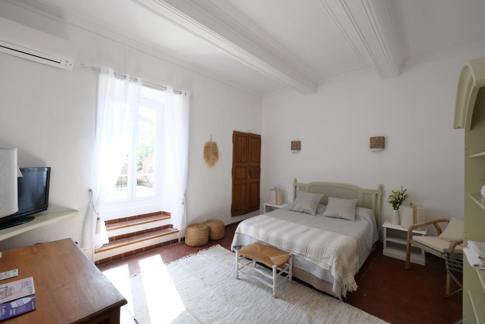 Chambres Du Vieux Bistrot Cabrières-dʼAvignon Esterno foto