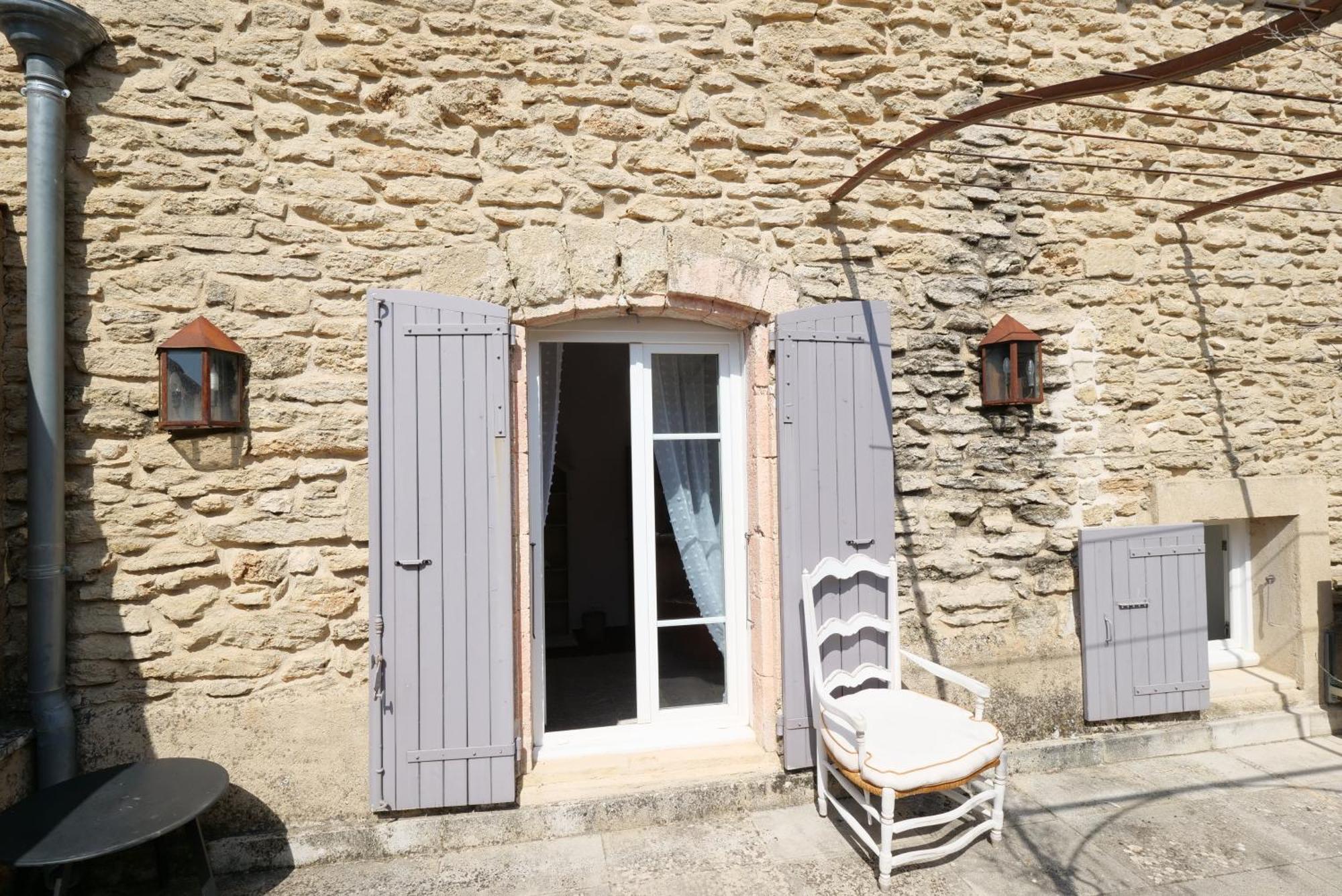 Chambres Du Vieux Bistrot Cabrières-dʼAvignon Esterno foto