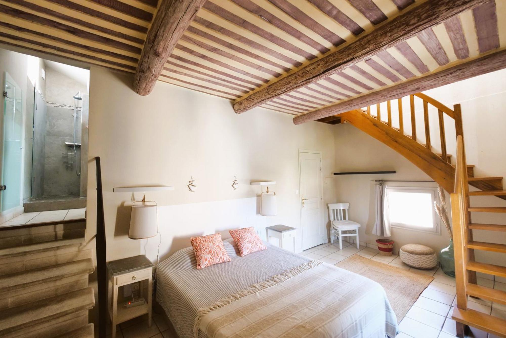 Chambres Du Vieux Bistrot Cabrières-dʼAvignon Esterno foto