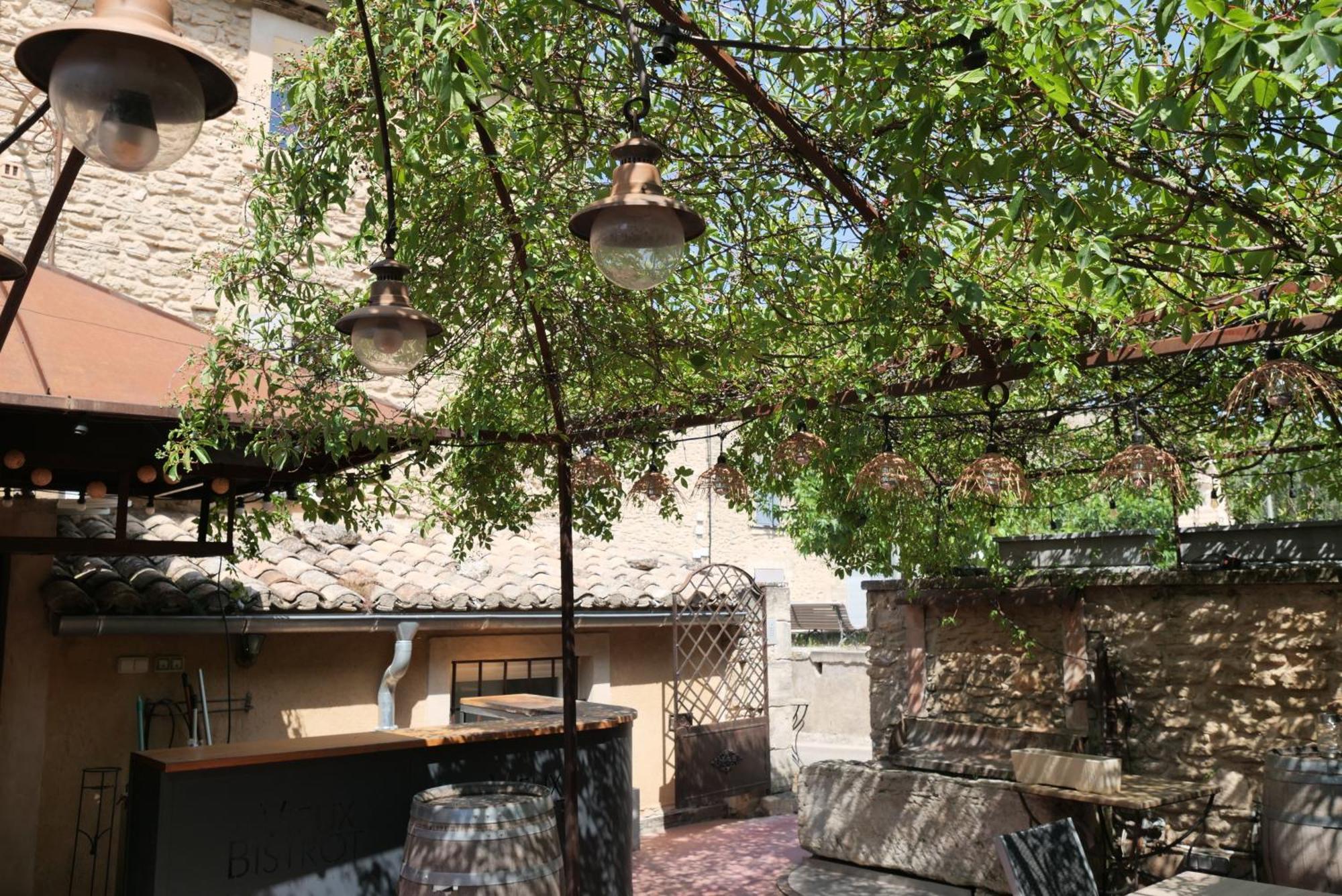 Chambres Du Vieux Bistrot Cabrières-dʼAvignon Esterno foto