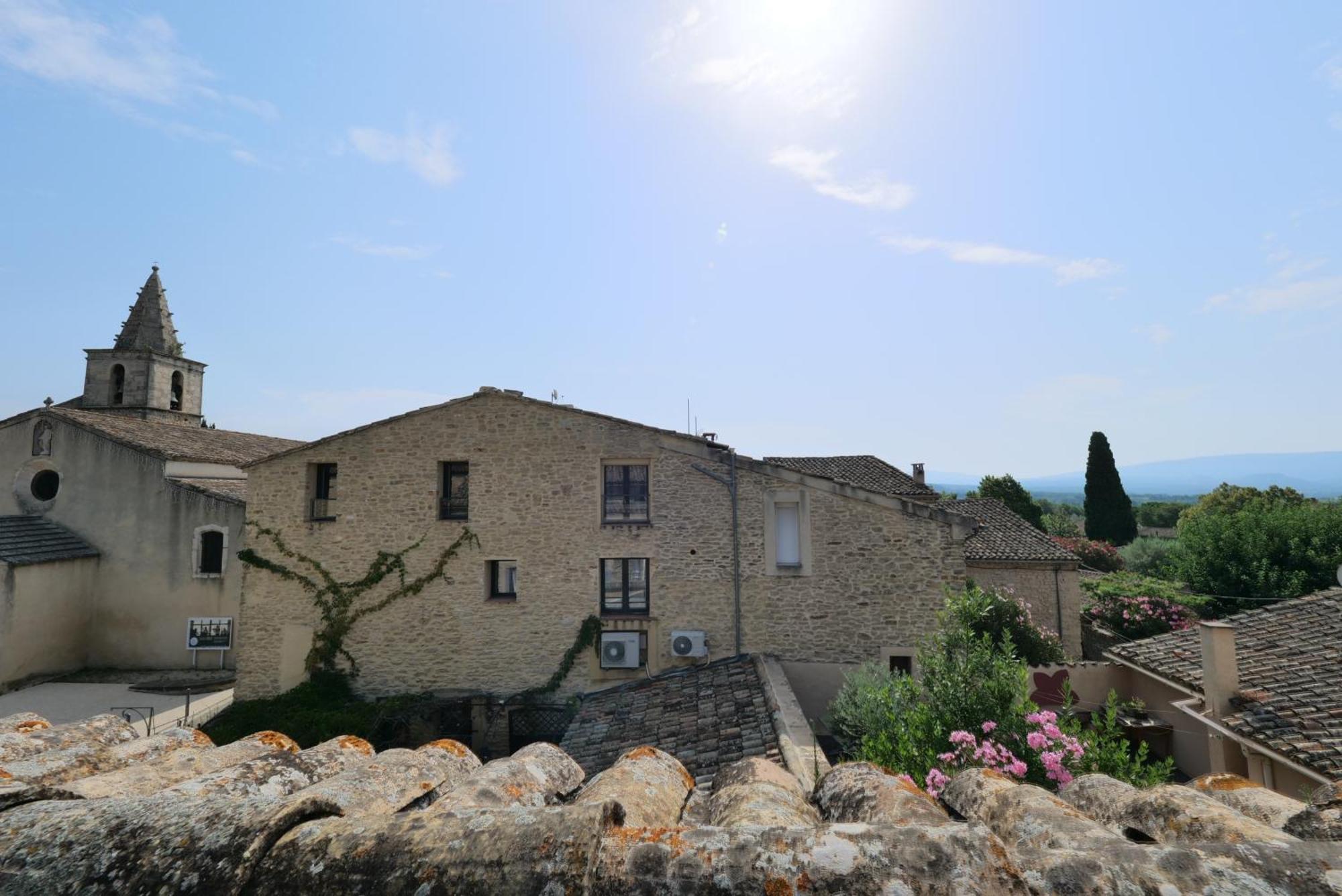 Chambres Du Vieux Bistrot Cabrières-dʼAvignon Esterno foto